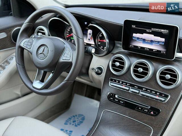 Мерседес Ц-Класс 2018 в Киеве на Automoto.ua Мерседес Ц-Класс, объемом двигателя 2 л и пробегом 37 тыс. км за 27990 $, фото 30 на Automoto.ua