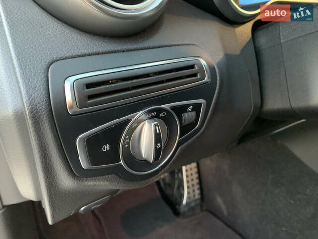 Мерседес Ц-Класс, объемом двигателя 1.95 л и пробегом 117 тыс. км за 32000 $, фото 25 на Automoto.ua
