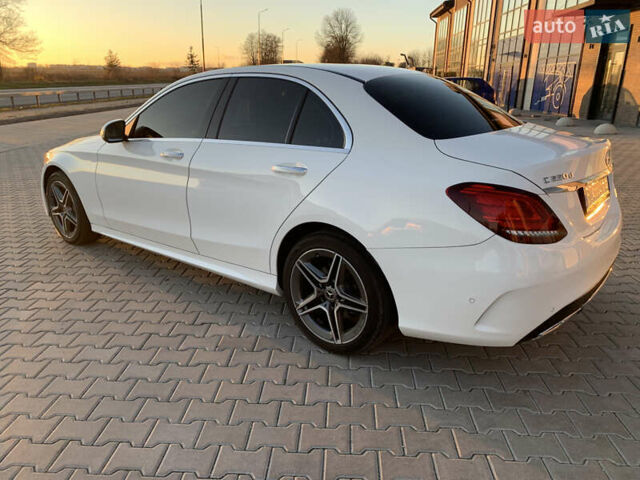 Мерседес Ц-Класс, объемом двигателя 1.95 л и пробегом 117 тыс. км за 32000 $, фото 2 на Automoto.ua