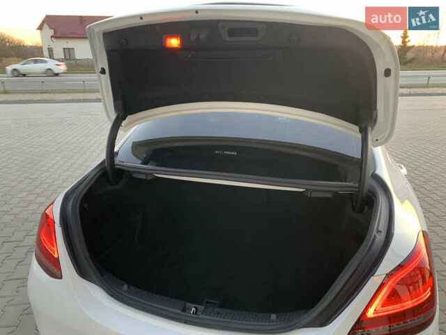 Мерседес Ц-Класс, объемом двигателя 1.95 л и пробегом 117 тыс. км за 32000 $, фото 42 на Automoto.ua