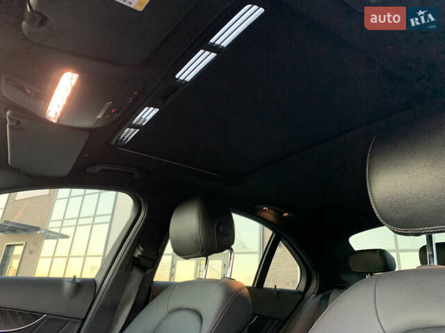 Мерседес Ц-Класс, объемом двигателя 1.95 л и пробегом 117 тыс. км за 32000 $, фото 41 на Automoto.ua