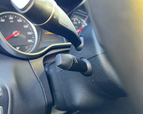 Мерседес Ц-Клас, об'ємом двигуна 1.99 л та пробігом 79 тис. км за 26800 $, фото 49 на Automoto.ua