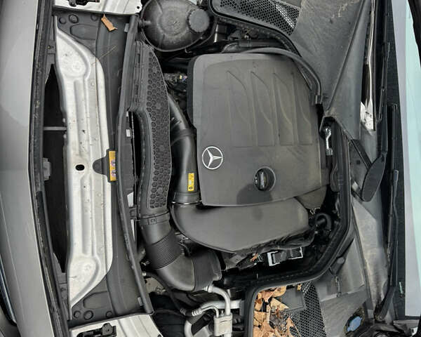 Мерседес Ц-Клас, об'ємом двигуна 1.99 л та пробігом 65 тис. км за 17500 $, фото 15 на Automoto.ua