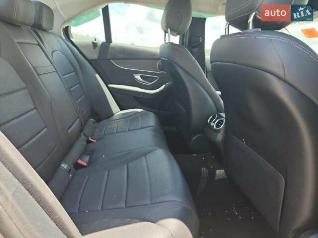 Мерседес Ц-Клас, об'ємом двигуна 1.99 л та пробігом 65 тис. км за 17500 $, фото 7 на Automoto.ua