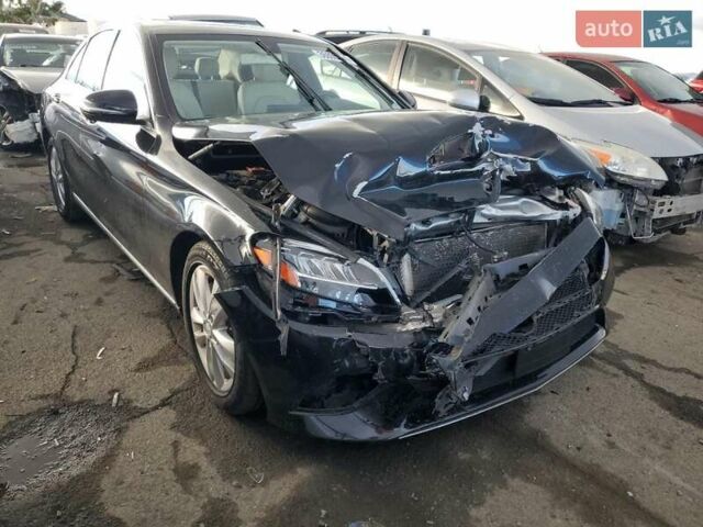 Мерседес Ц-Клас, об'ємом двигуна 1.99 л та пробігом 66 тис. км за 18000 $, фото 3 на Automoto.ua