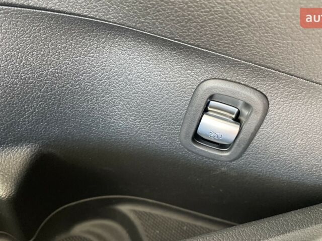 купить новое авто Мерседес Ц-Класс 2024 года от официального дилера УКРАВТО ХМЕЛЬНИЦЬКИЙ Mercedes-Benz Мерседес фото