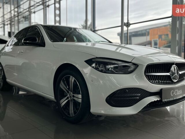 купити нове авто Мерседес Ц-Клас 2024 року від офіційного дилера Mercedes-Benz "ВОЛИНЬ-АВТО" Мерседес фото