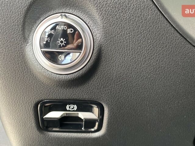 купить новое авто Мерседес Ц-Класс 2024 года от официального дилера УКРАВТО ХМЕЛЬНИЦЬКИЙ Mercedes-Benz Мерседес фото