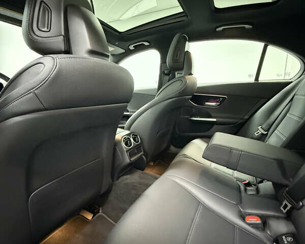 Мерседес Ц-Клас, об'ємом двигуна 2 л та пробігом 42 тис. км за 54500 $, фото 33 на Automoto.ua