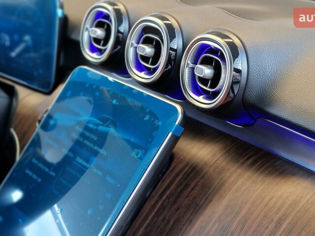 Мерседес Ц-Класс, объемом двигателя 1.5 л и пробегом 0 тыс. км за 67050 $, фото 13 на Automoto.ua