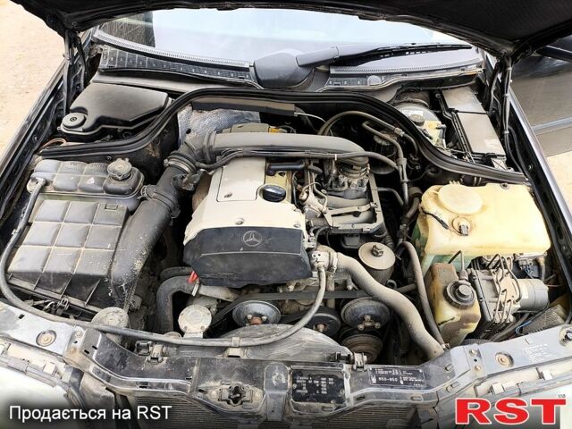 Мерседес Ц-Класс, объемом двигателя 2 л и пробегом 431 тыс. км за 3000 $, фото 6 на Automoto.ua