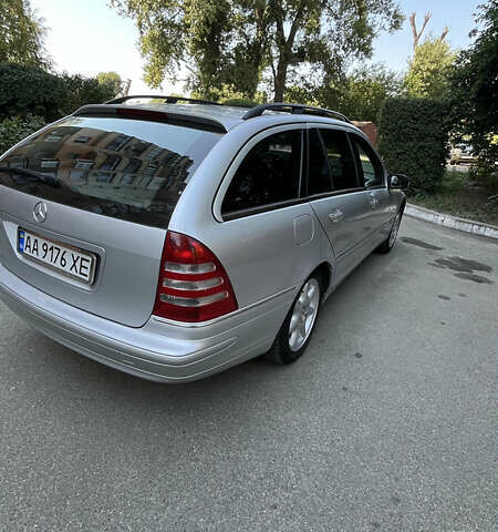 Мерседес Ц-Класс, объемом двигателя 2.6 л и пробегом 290 тыс. км за 4200 $, фото 2 на Automoto.ua