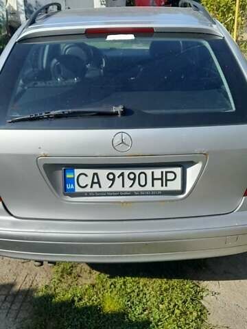 Мерседес Ц-Клас, об'ємом двигуна 2 л та пробігом 200 тис. км за 4600 $, фото 2 на Automoto.ua