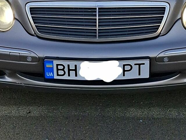 Мерседес Ц-Класс 2003 в Одессе на Automoto.ua Мерседес Ц-Класс, объемом двигателя 2.2 л и пробегом 491 тыс. км за 5900 $, фото 3 на Automoto.ua