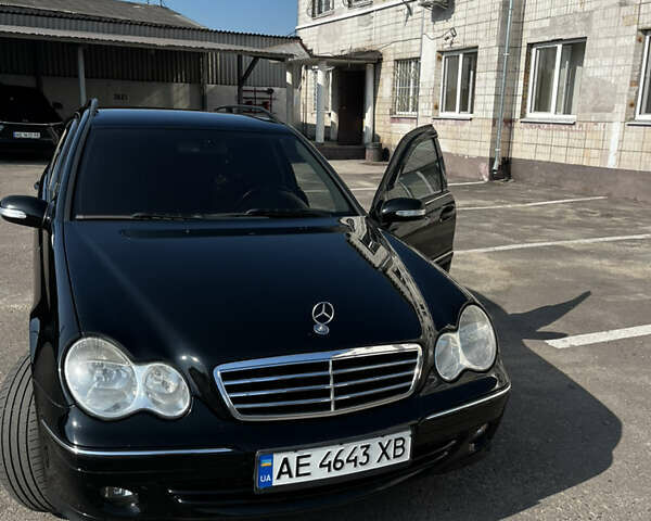 Мерседес Ц-Клас, об'ємом двигуна 1.8 л та пробігом 255 тис. км за 7000 $, фото 10 на Automoto.ua