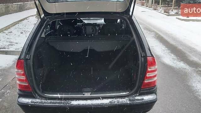 Мерседес Ц-Класс, объемом двигателя 2.2 л и пробегом 326 тыс. км за 7700 $, фото 3 на Automoto.ua