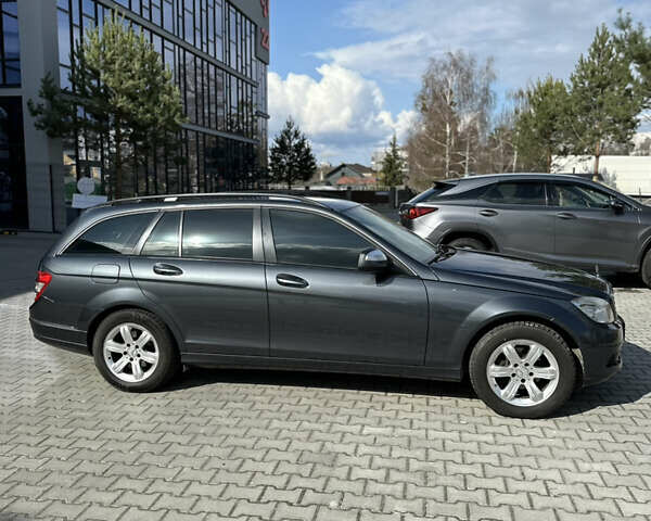 Мерседес Ц-Клас, об'ємом двигуна 2.15 л та пробігом 340 тис. км за 8499 $, фото 7 на Automoto.ua