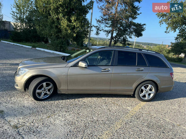 Мерседес Ц-Класс, объемом двигателя 2.15 л и пробегом 360 тыс. км за 8200 $, фото 4 на Automoto.ua