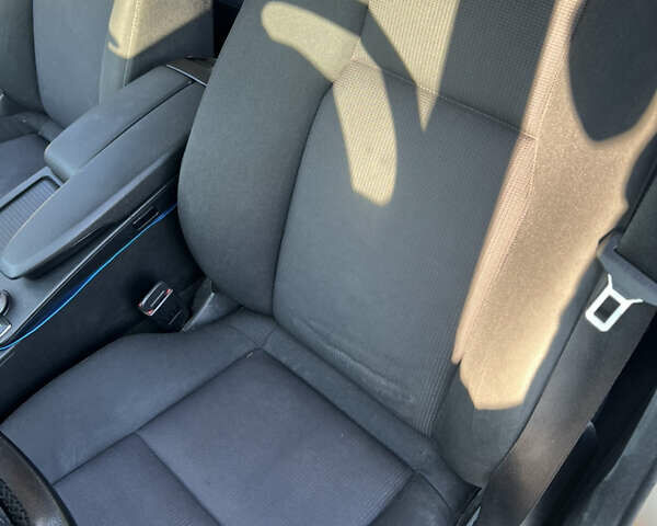 Мерседес Ц-Класс, объемом двигателя 2.15 л и пробегом 360 тыс. км за 8200 $, фото 14 на Automoto.ua