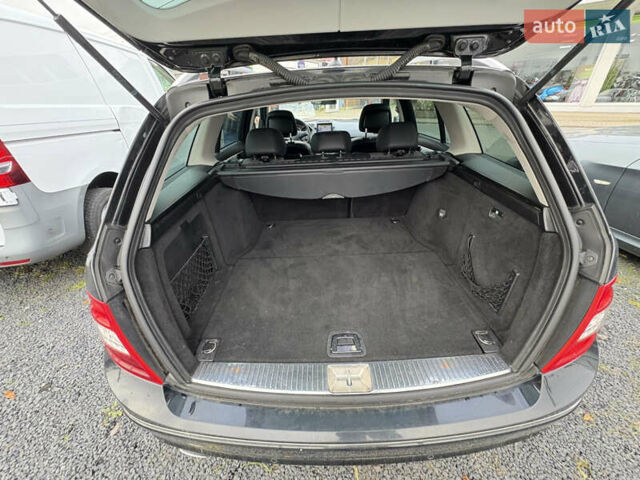 Мерседес Ц-Клас, об'ємом двигуна 2.1 л та пробігом 280 тис. км за 11000 $, фото 20 на Automoto.ua