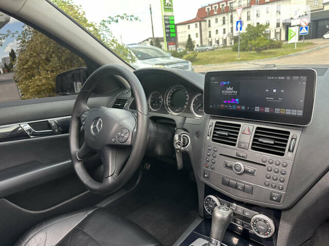 Мерседес Ц-Клас, об'ємом двигуна 2.2 л та пробігом 335 тис. км за 12300 $, фото 30 на Automoto.ua
