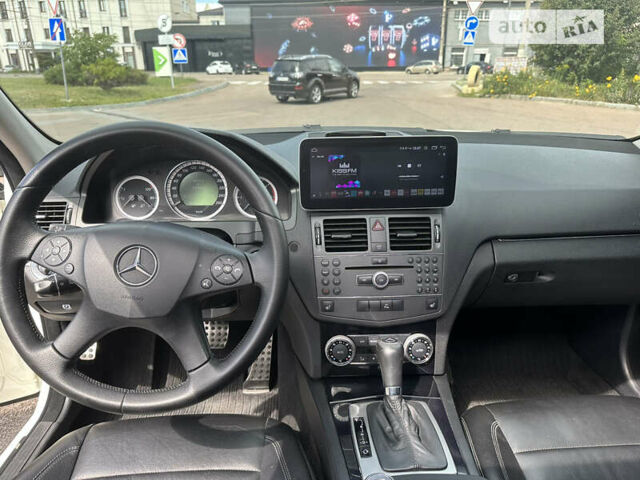 Мерседес Ц-Клас, об'ємом двигуна 2.2 л та пробігом 335 тис. км за 12300 $, фото 21 на Automoto.ua