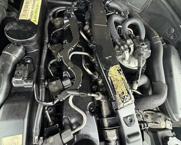 Мерседес Ц-Клас, об'ємом двигуна 2.1 л та пробігом 280 тис. км за 11000 $, фото 7 на Automoto.ua