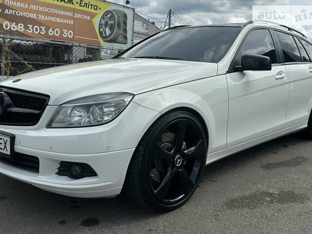 Мерседес Ц-Клас, об'ємом двигуна 2.2 л та пробігом 335 тис. км за 12300 $, фото 11 на Automoto.ua