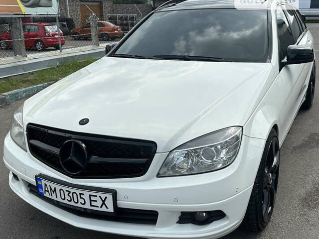 Мерседес Ц-Клас, об'ємом двигуна 2.2 л та пробігом 335 тис. км за 12300 $, фото 12 на Automoto.ua