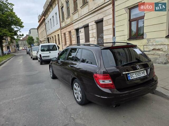 Мерседес Ц-Класс, объемом двигателя 2.1 л и пробегом 320 тыс. км за 10200 $, фото 6 на Automoto.ua