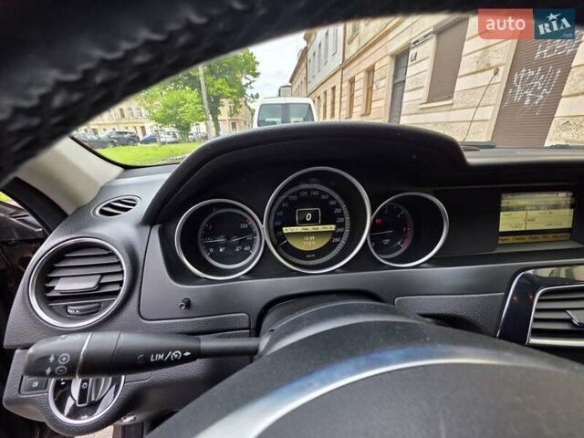 Мерседес Ц-Класс, объемом двигателя 2.1 л и пробегом 320 тыс. км за 10200 $, фото 11 на Automoto.ua