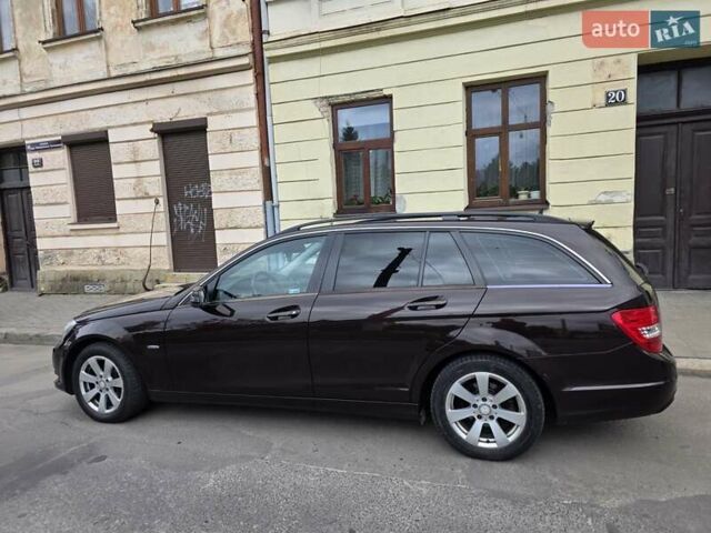 Мерседес Ц-Класс, объемом двигателя 2.1 л и пробегом 320 тыс. км за 10200 $, фото 7 на Automoto.ua