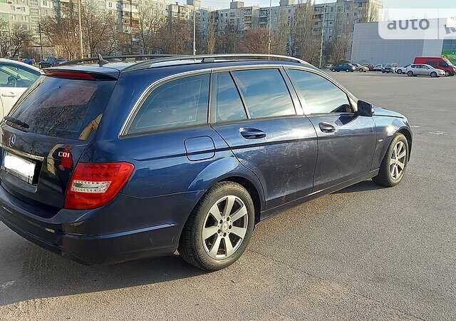 Мерседес Ц-Клас, об'ємом двигуна 2.2 л та пробігом 237 тис. км за 11000 $, фото 3 на Automoto.ua
