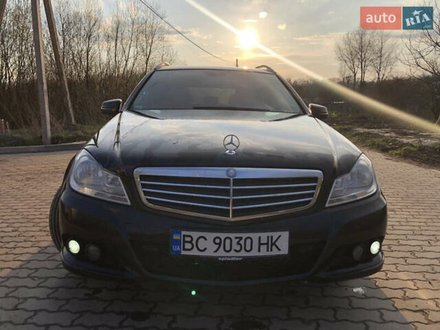 Мерседес Ц-Класс, объемом двигателя 2.1 л и пробегом 290 тыс. км за 11300 $, фото 21 на Automoto.ua