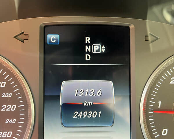 Мерседес Ц-Класс, объемом двигателя 2.14 л и пробегом 250 тыс. км за 16200 $, фото 9 на Automoto.ua