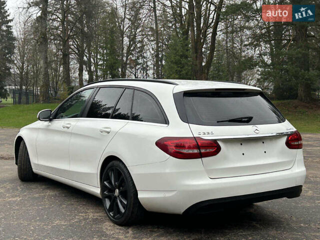 Мерседес Ц-Класс, объемом двигателя 2.14 л и пробегом 155 тыс. км за 15800 $, фото 2 на Automoto.ua