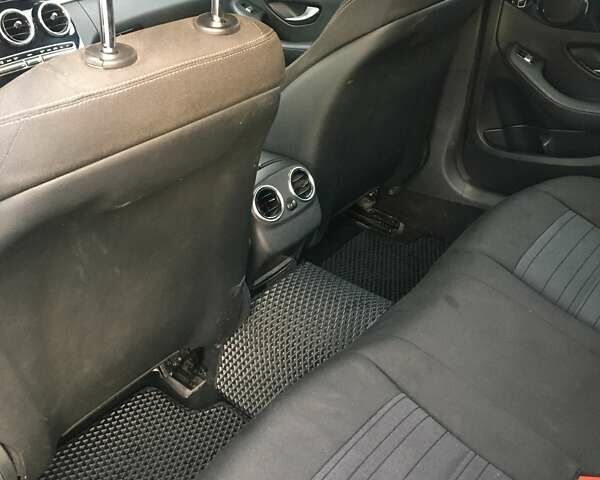 Мерседес Ц-Класс, объемом двигателя 1.6 л и пробегом 205 тыс. км за 15100 $, фото 5 на Automoto.ua