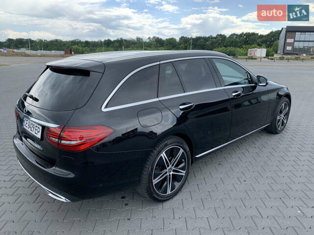 Мерседес Ц-Класс, объемом двигателя 1.95 л и пробегом 117 тыс. км за 21900 $, фото 3 на Automoto.ua