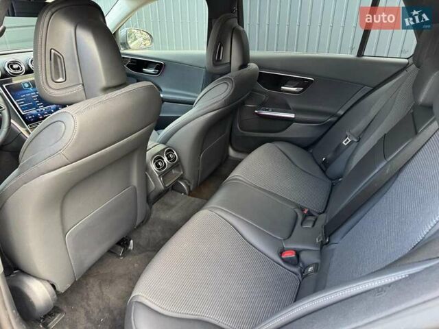 Мерседес Ц-Класс, объемом двигателя 0 л и пробегом 60 тыс. км за 23000 $, фото 4 на Automoto.ua