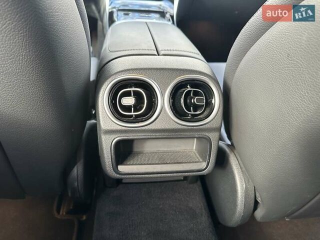 Мерседес Ц-Класс, объемом двигателя 1.99 л и пробегом 30 тыс. км за 35900 $, фото 35 на Automoto.ua