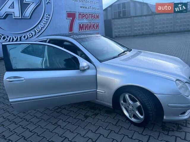 Сірий Мерседес Ц-Клас, об'ємом двигуна 2.3 л та пробігом 171 тис. км за 5100 $, фото 5 на Automoto.ua