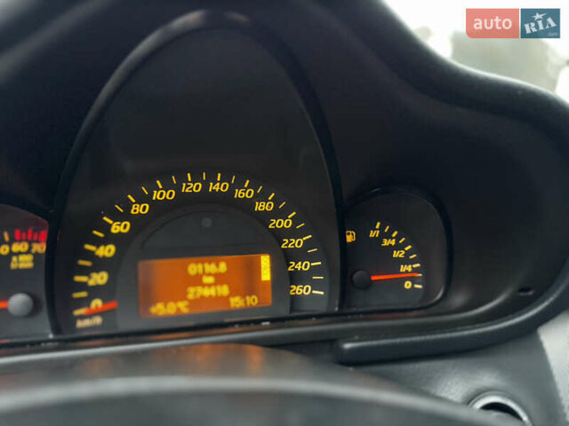 Сірий Мерседес Ц-Клас, об'ємом двигуна 2 л та пробігом 270 тис. км за 2950 $, фото 15 на Automoto.ua