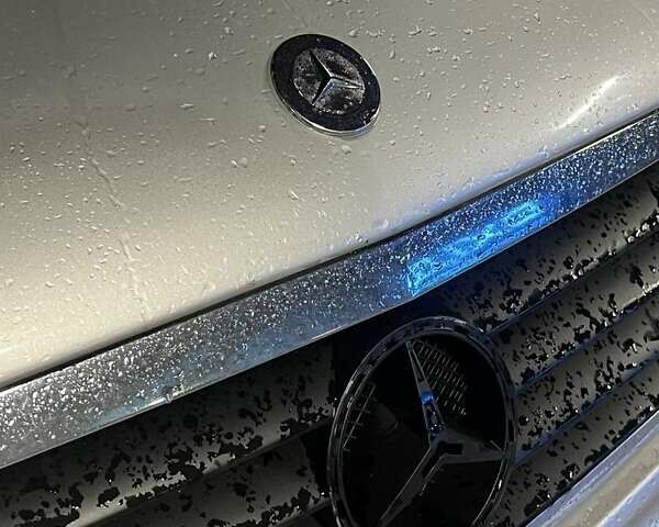 Серый Мерседес Ц-Класс, объемом двигателя 2.3 л и пробегом 334 тыс. км за 5000 $, фото 4 на Automoto.ua