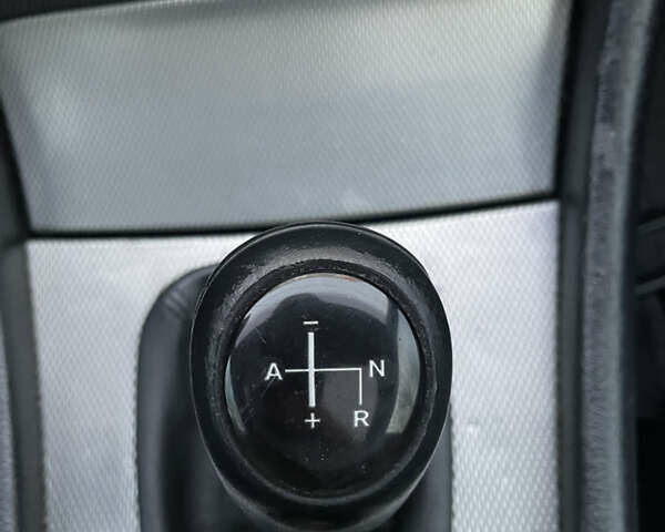 Сірий Мерседес Ц-Клас, об'ємом двигуна 2 л та пробігом 256 тис. км за 2900 $, фото 9 на Automoto.ua