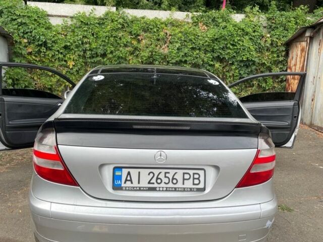 Сірий Мерседес Ц-Клас, об'ємом двигуна 2.3 л та пробігом 334 тис. км за 5000 $, фото 9 на Automoto.ua