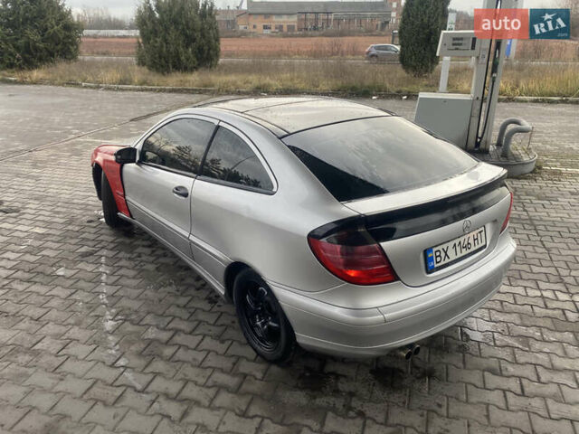 Серый Мерседес Ц-Класс, объемом двигателя 2 л и пробегом 420 тыс. км за 2999 $, фото 8 на Automoto.ua