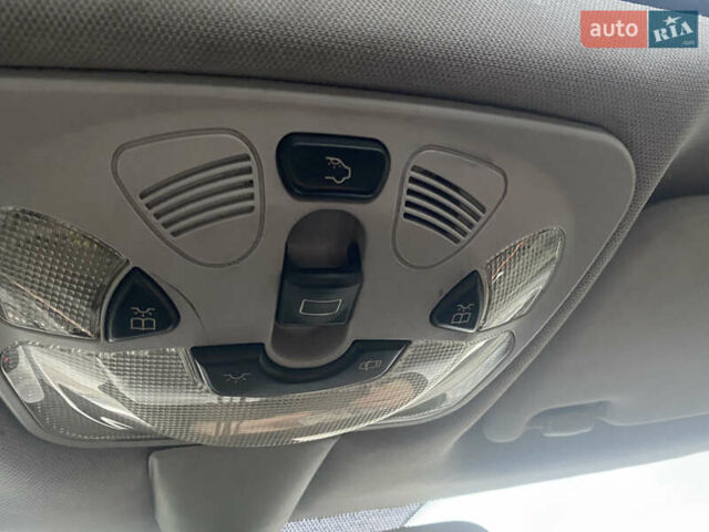 Серый Мерседес Ц-Класс, объемом двигателя 2 л и пробегом 420 тыс. км за 2999 $, фото 18 на Automoto.ua