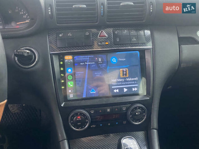 Серый Мерседес Ц-Класс, объемом двигателя 2 л и пробегом 420 тыс. км за 2999 $, фото 15 на Automoto.ua