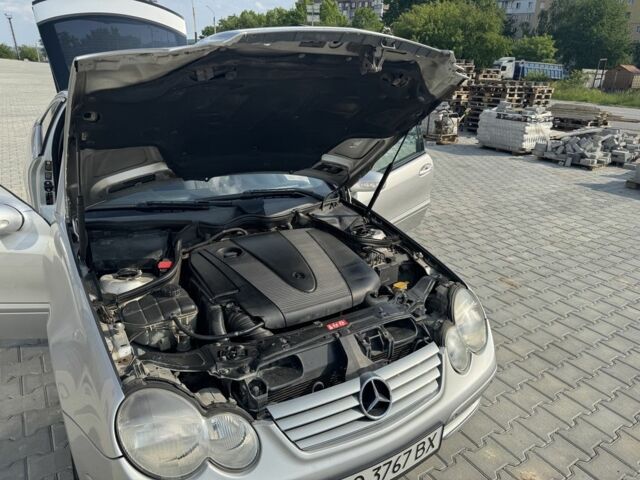 Мерседес Ц-Класс 2003 в Тернополе на Automoto.ua Серый Мерседес Ц-Класс, объемом двигателя 2.1 л и пробегом 260 тыс. км за 5050 $, фото 9 на Automoto.ua