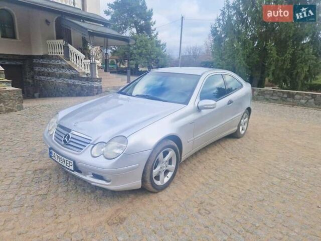 Сірий Мерседес Ц-Клас, об'ємом двигуна 1.8 л та пробігом 216 тис. км за 6000 $, фото 1 на Automoto.ua